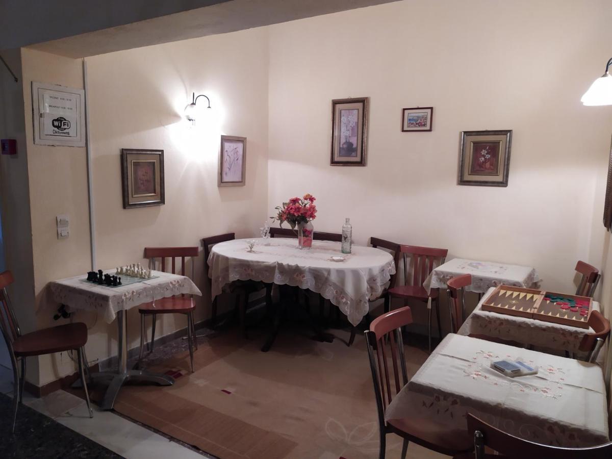 Sofia Rooms لوترا إديبسو المظهر الخارجي الصورة